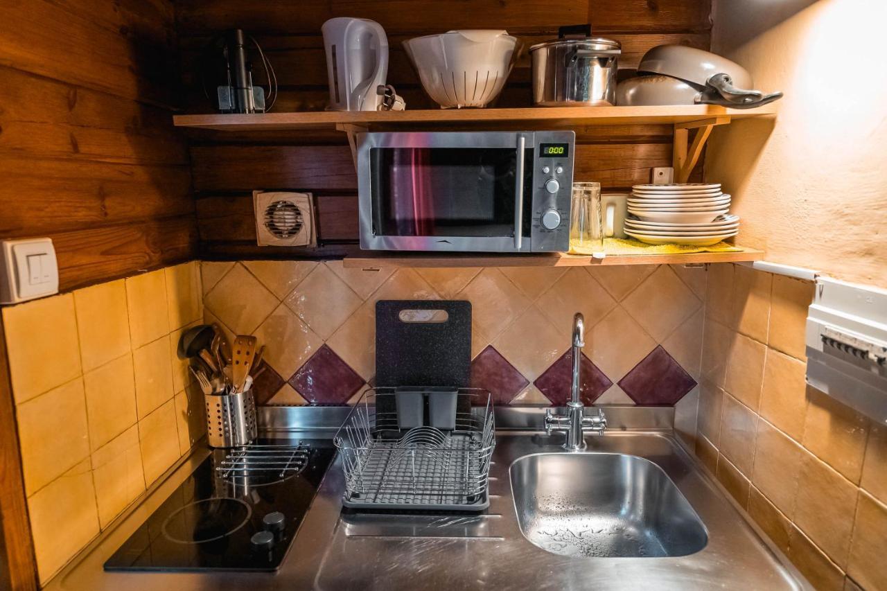 Fuente Del Lobo Glamping & Bungalows - Adults Only Pinos Genil Luaran gambar