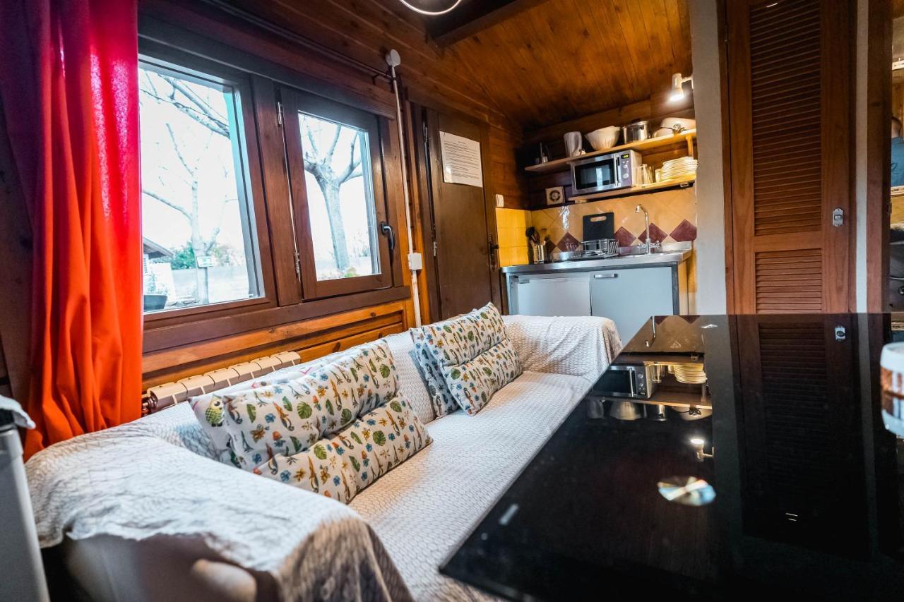 Fuente Del Lobo Glamping & Bungalows - Adults Only Pinos Genil Luaran gambar